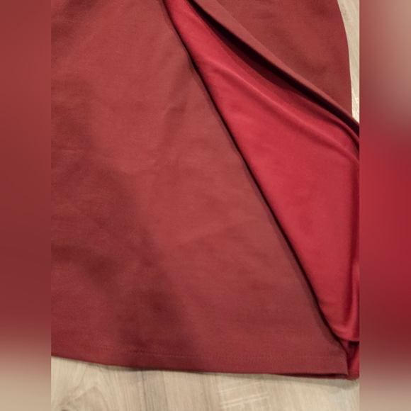 Lulus Queen of the City Burgundy Strapless Bodycon Dress Sz M NWT - Picture 3 of 13